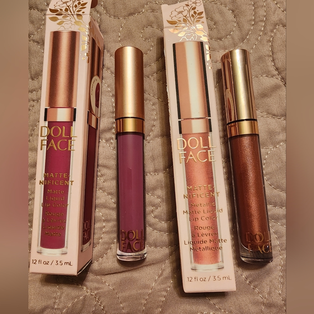 Doll face matte lip color NIB